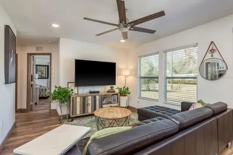4430 W Trilby Avenue Tampa FL 33616