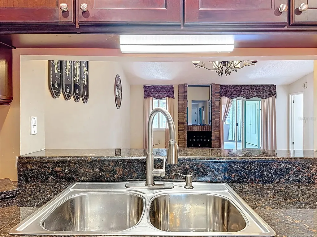 2 Escondido Circle Altamonte Springs FL 32701