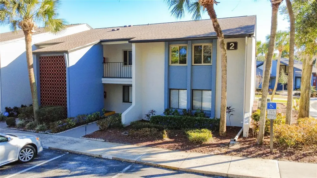 2 Escondido Circle Altamonte Springs FL 32701
