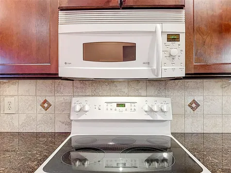 2 Escondido Circle Altamonte Springs FL 32701