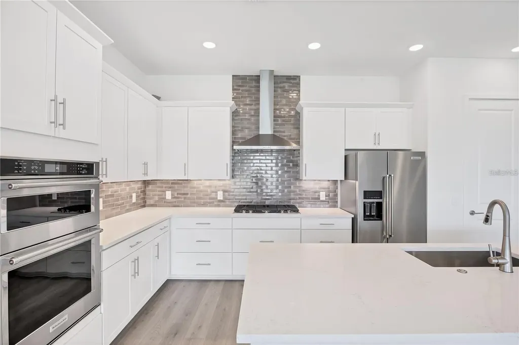 705 Anegada Lane Sarasota FL 34234