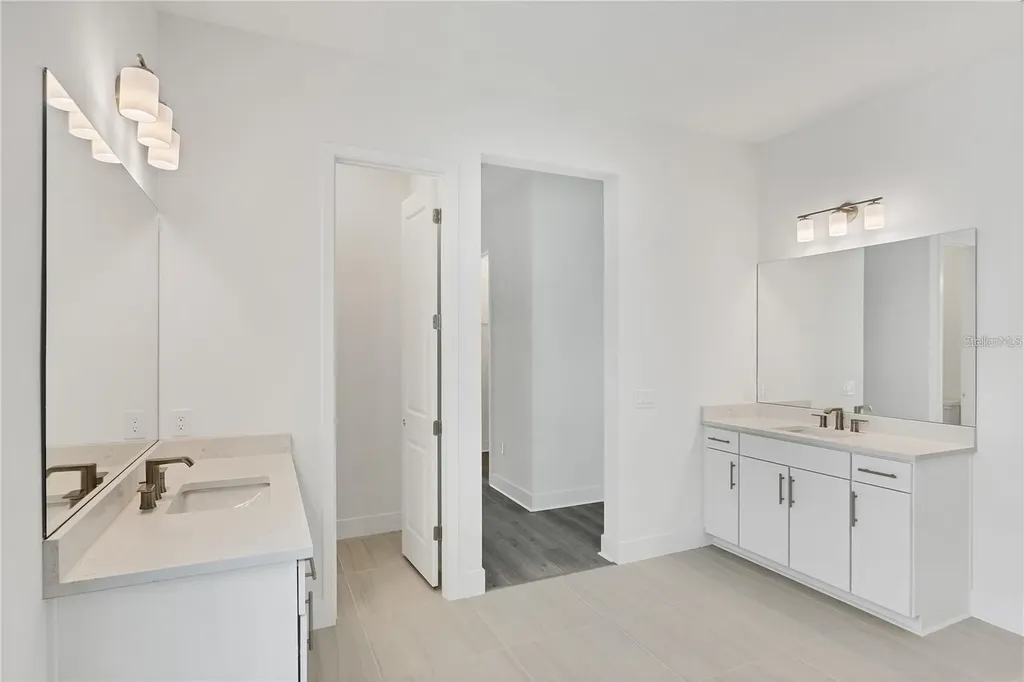 705 Anegada Lane Sarasota FL 34234