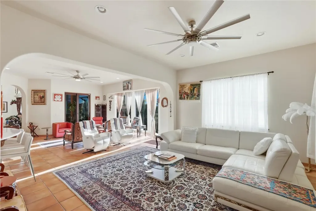 9017 Baywood Park Drive Seminole FL 33777