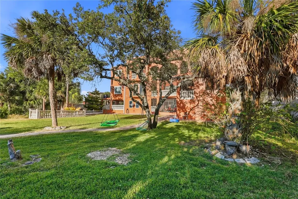 9017 Baywood Park Drive Seminole FL 33777