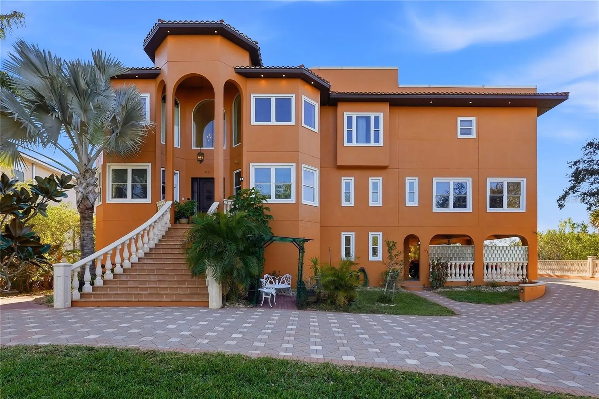 9017 Baywood Park Drive Seminole FL 33777