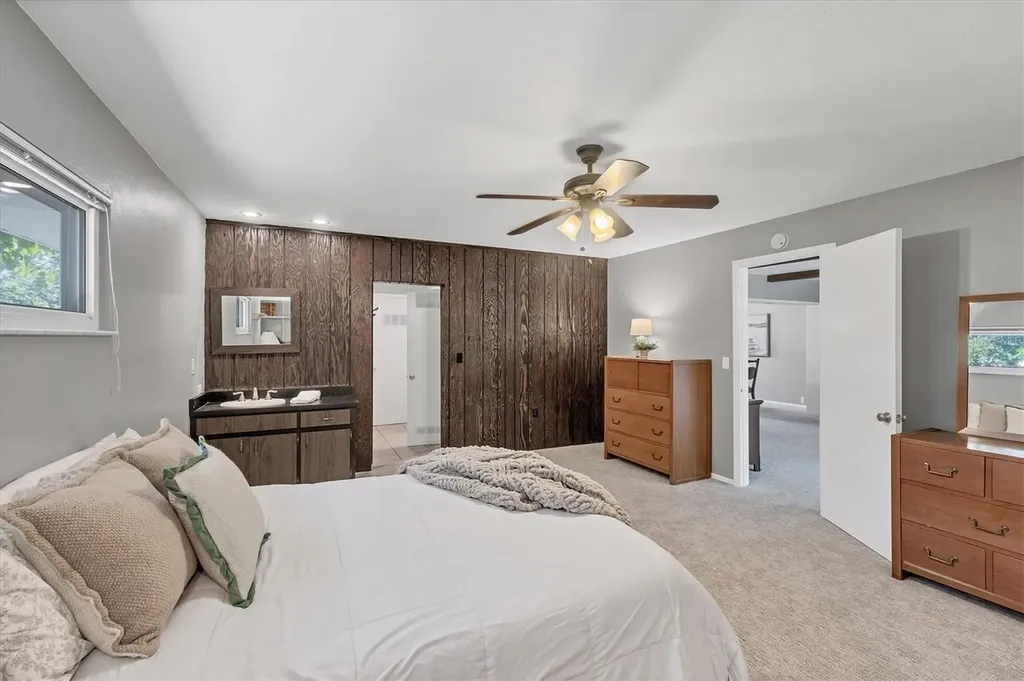 5201 Stevens Drive Sarasota FL 34234