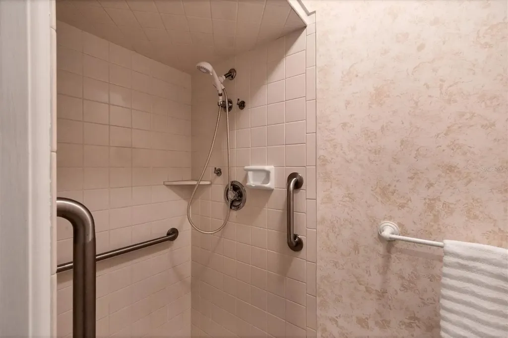5201 Stevens Drive Sarasota FL 34234