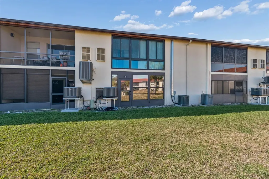 4937 Marine Parkway New Port Richey FL 34652