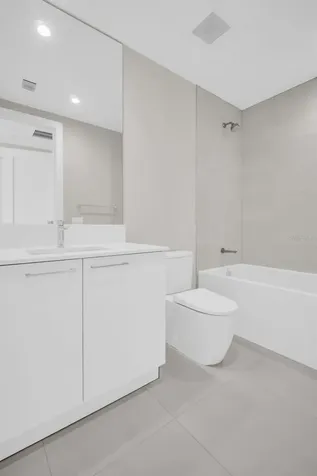 275 1st Avenue S St Petersburg FL 33701