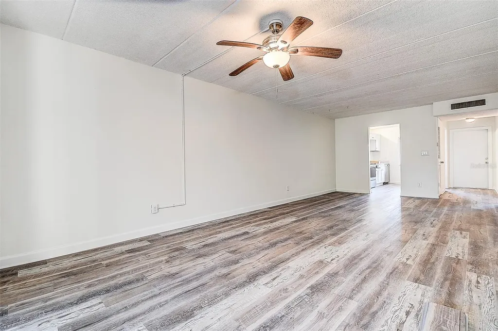 4435 1st Street NE St Petersburg FL 33703