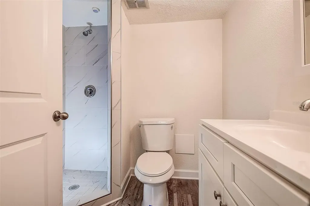 4435 1st Street NE St Petersburg FL 33703