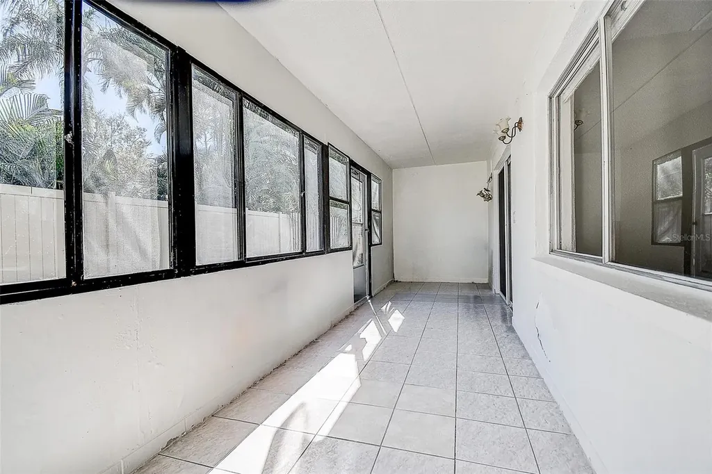 4435 1st Street NE St Petersburg FL 33703