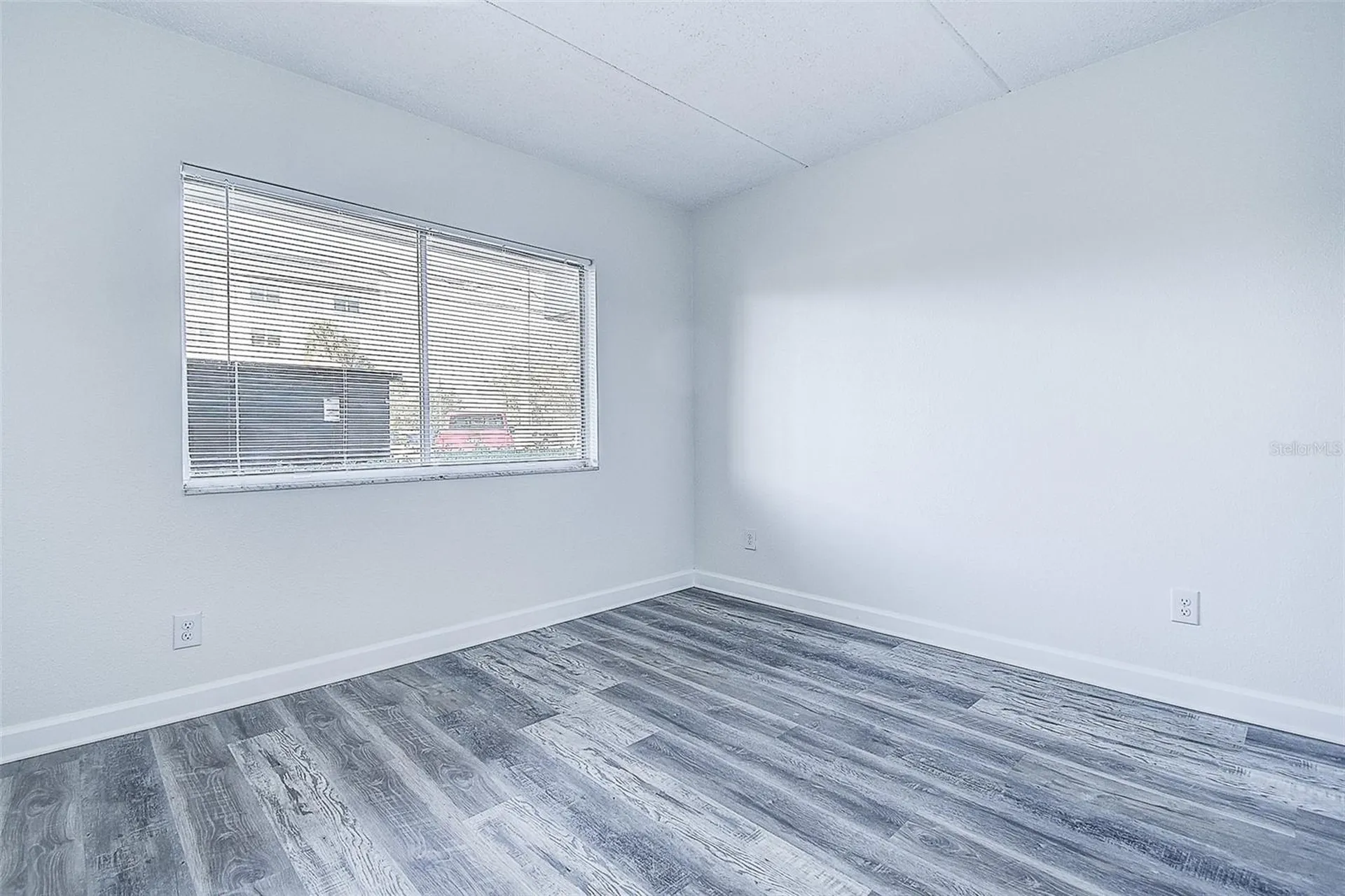 4435 1st Street NE St Petersburg FL 33703