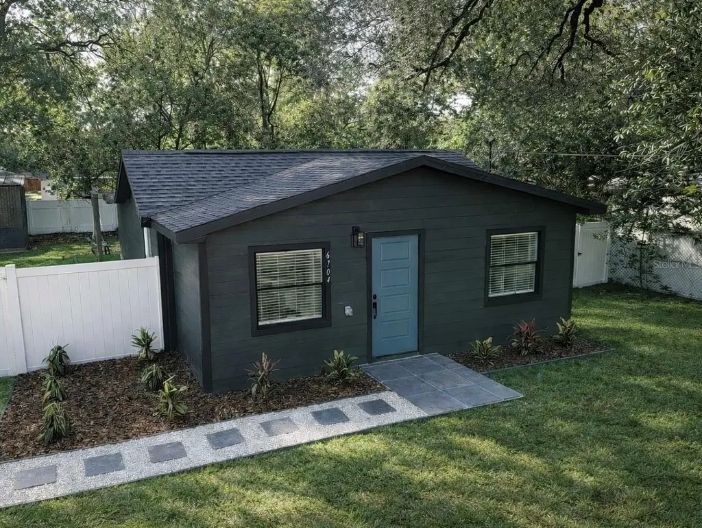 6704 N 11th Street Tampa FL 33604
