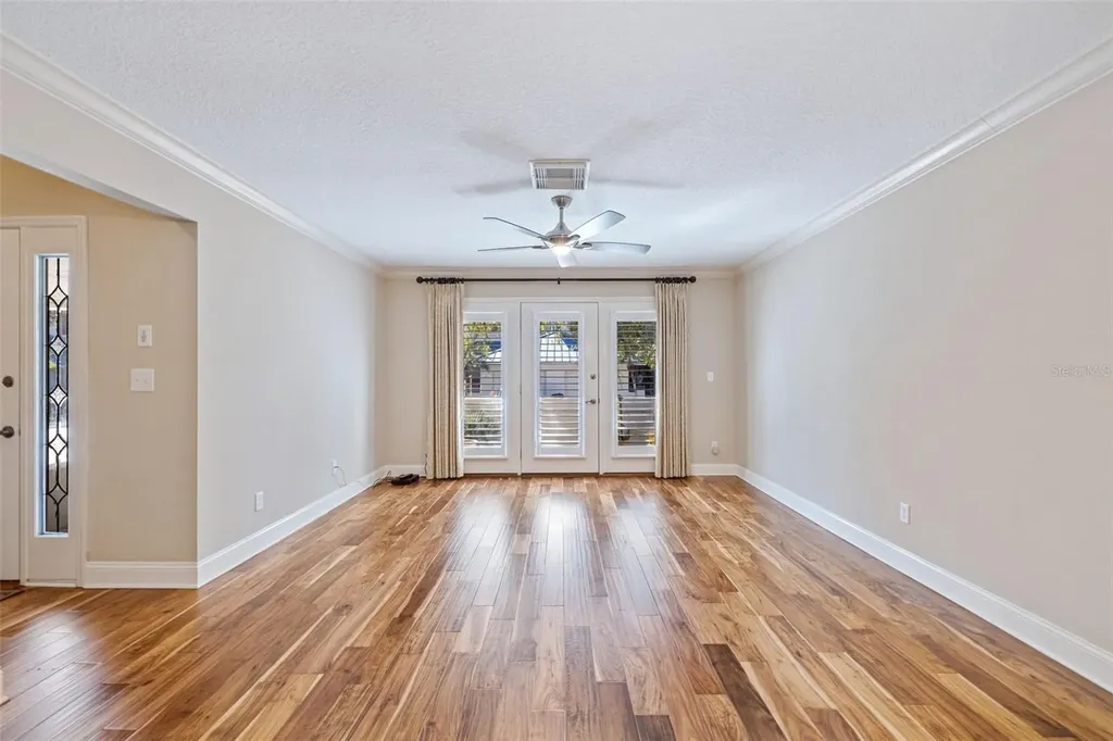 1683 Watermark Circle NE St Petersburg FL 33702
