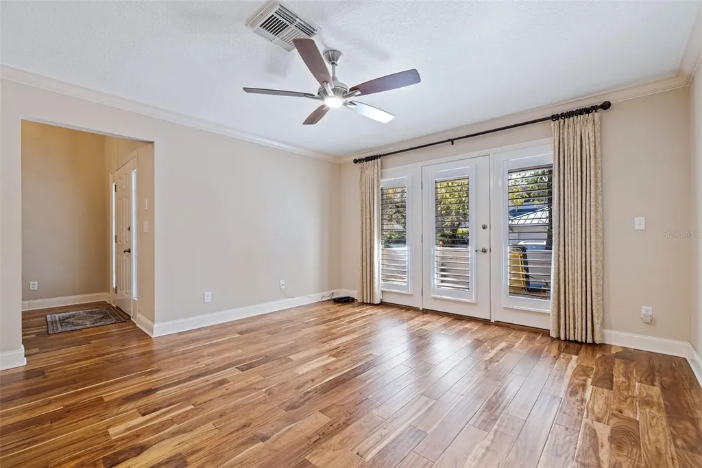 1683 Watermark Circle NE St Petersburg FL 33702