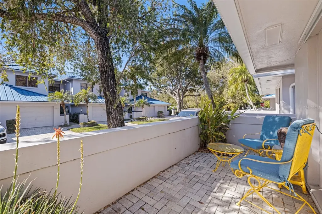 1683 Watermark Circle NE St Petersburg FL 33702