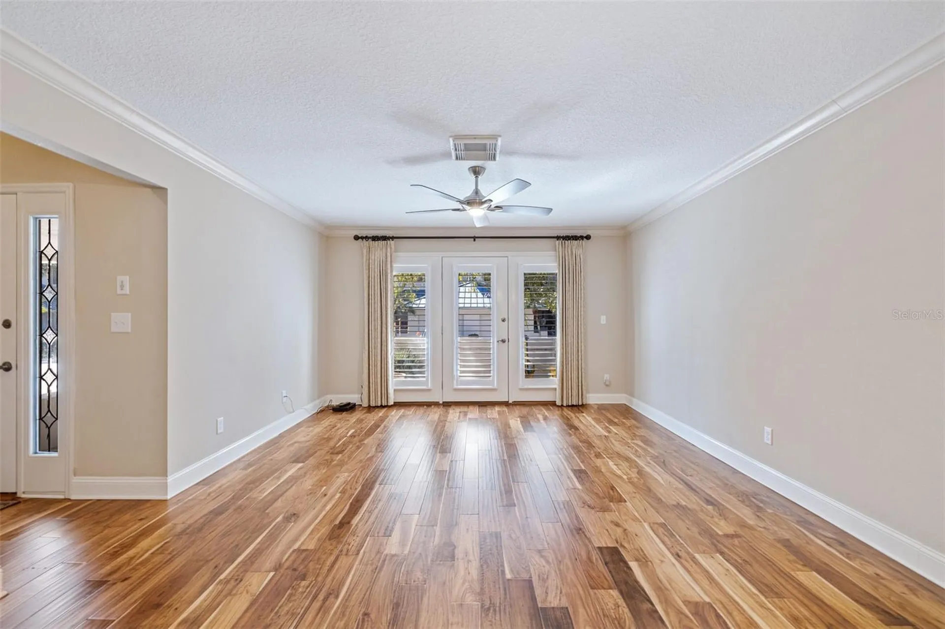 1683 Watermark Circle NE St Petersburg FL 33702