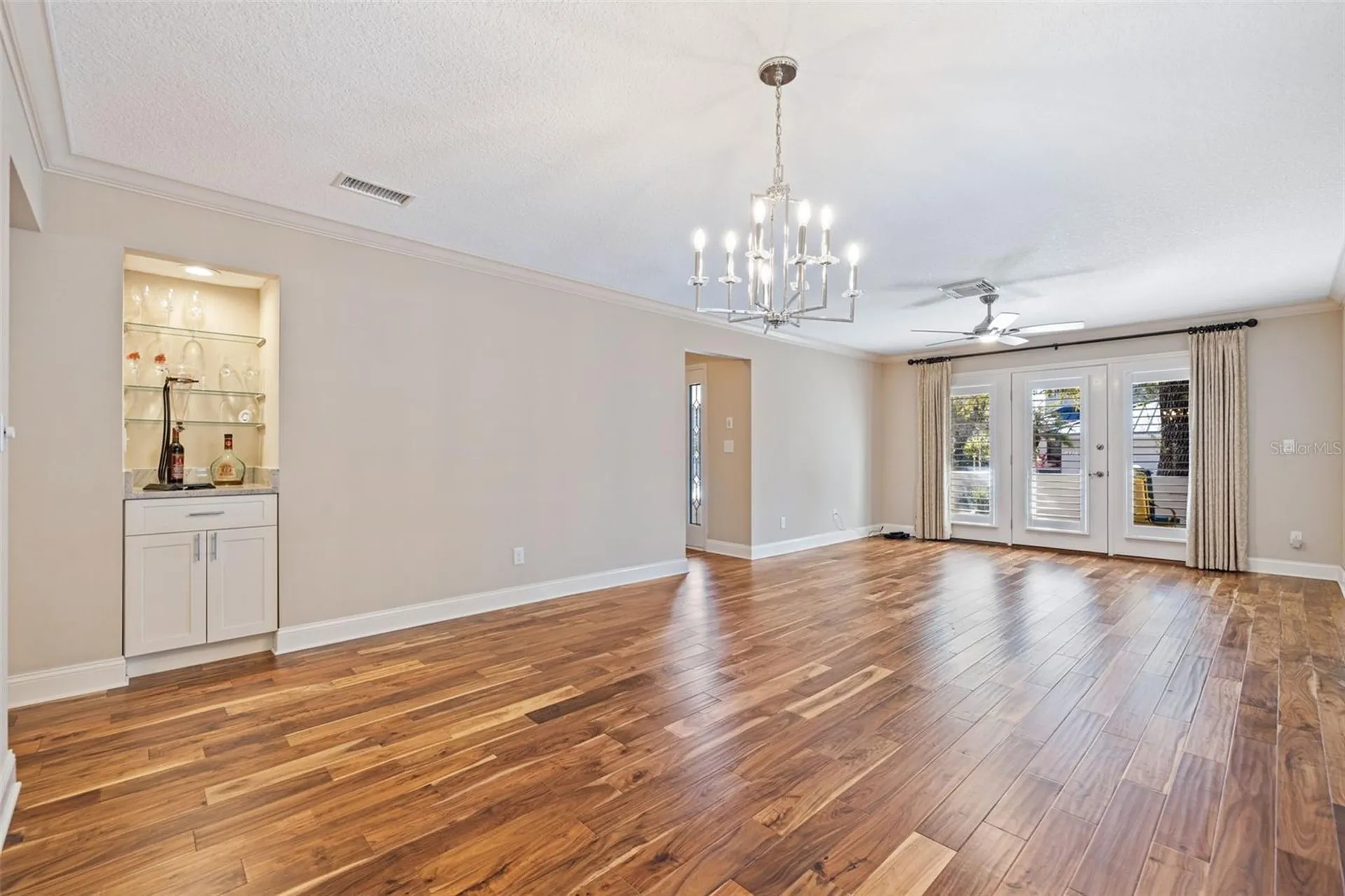 1683 Watermark Circle NE St Petersburg FL 33702