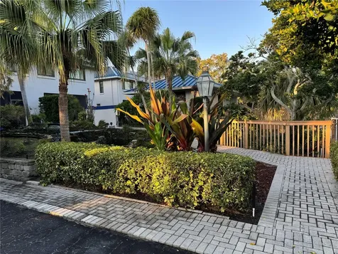 1683 Watermark Circle NE St Petersburg FL 33702