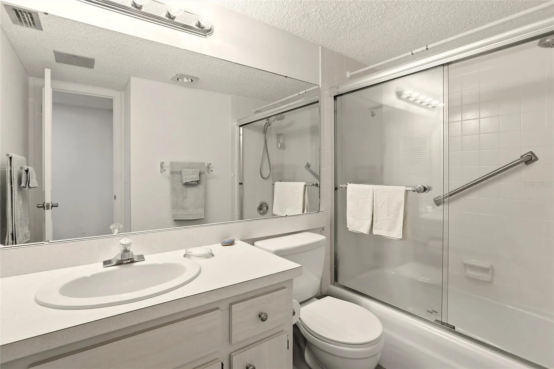 1400 1st Avenue W Bradenton FL 34205
