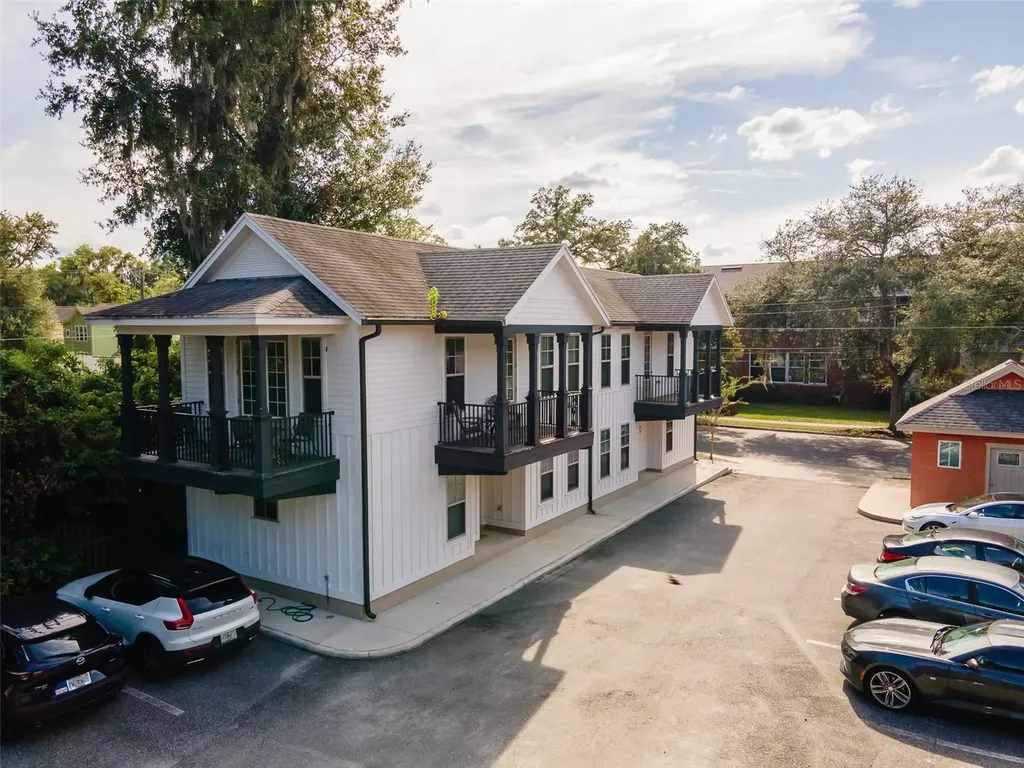 711 NW 10th Street Gainesville FL 32601