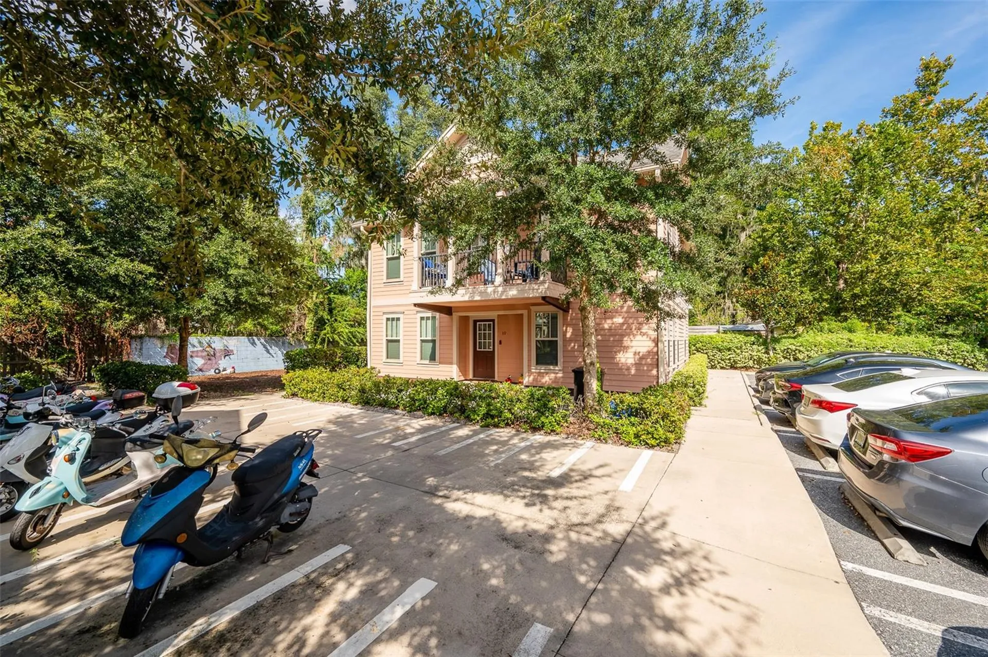 711 NW 10th Street Gainesville FL 32601