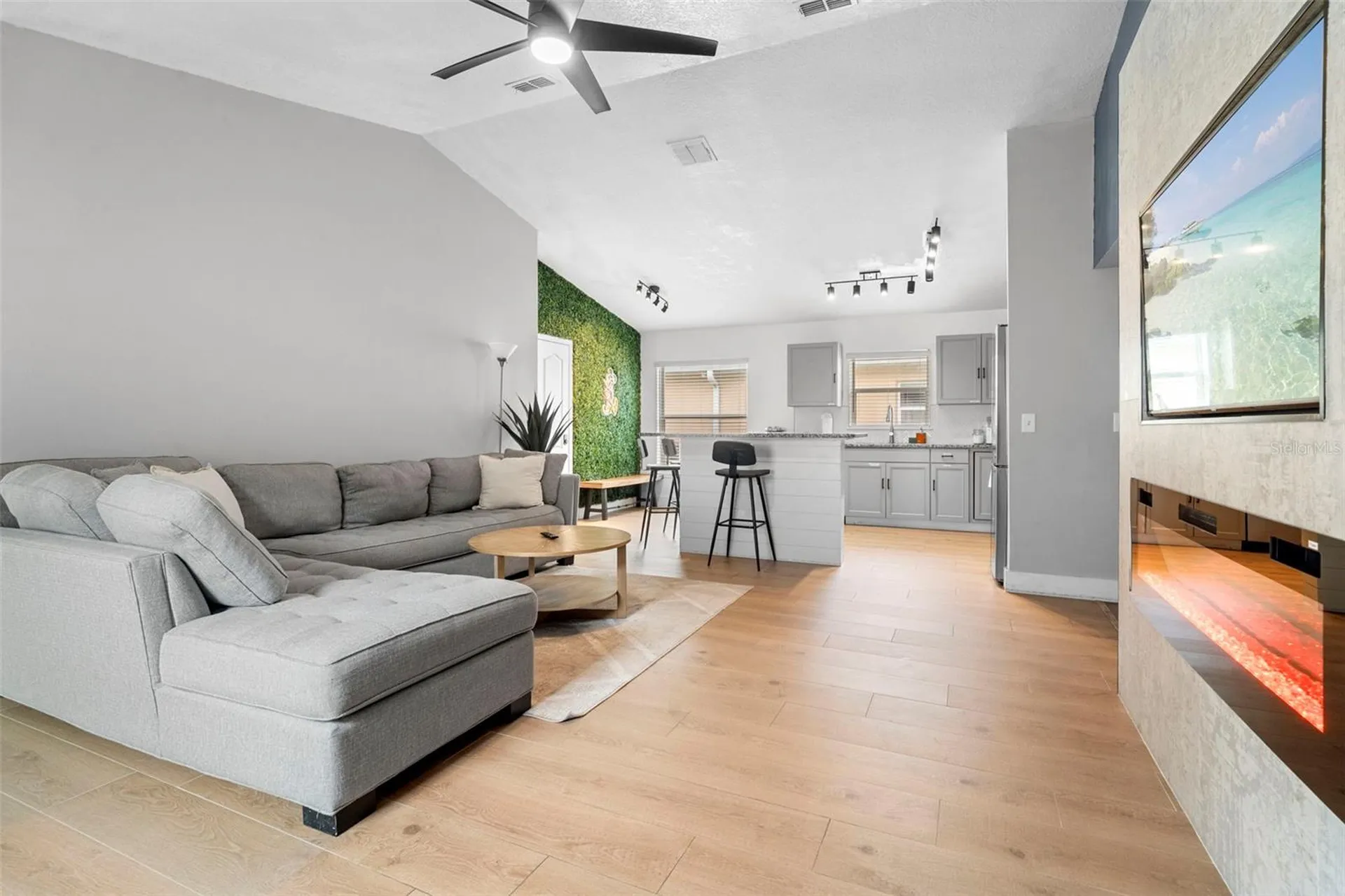 127 Sundown Court Davenport FL 33896