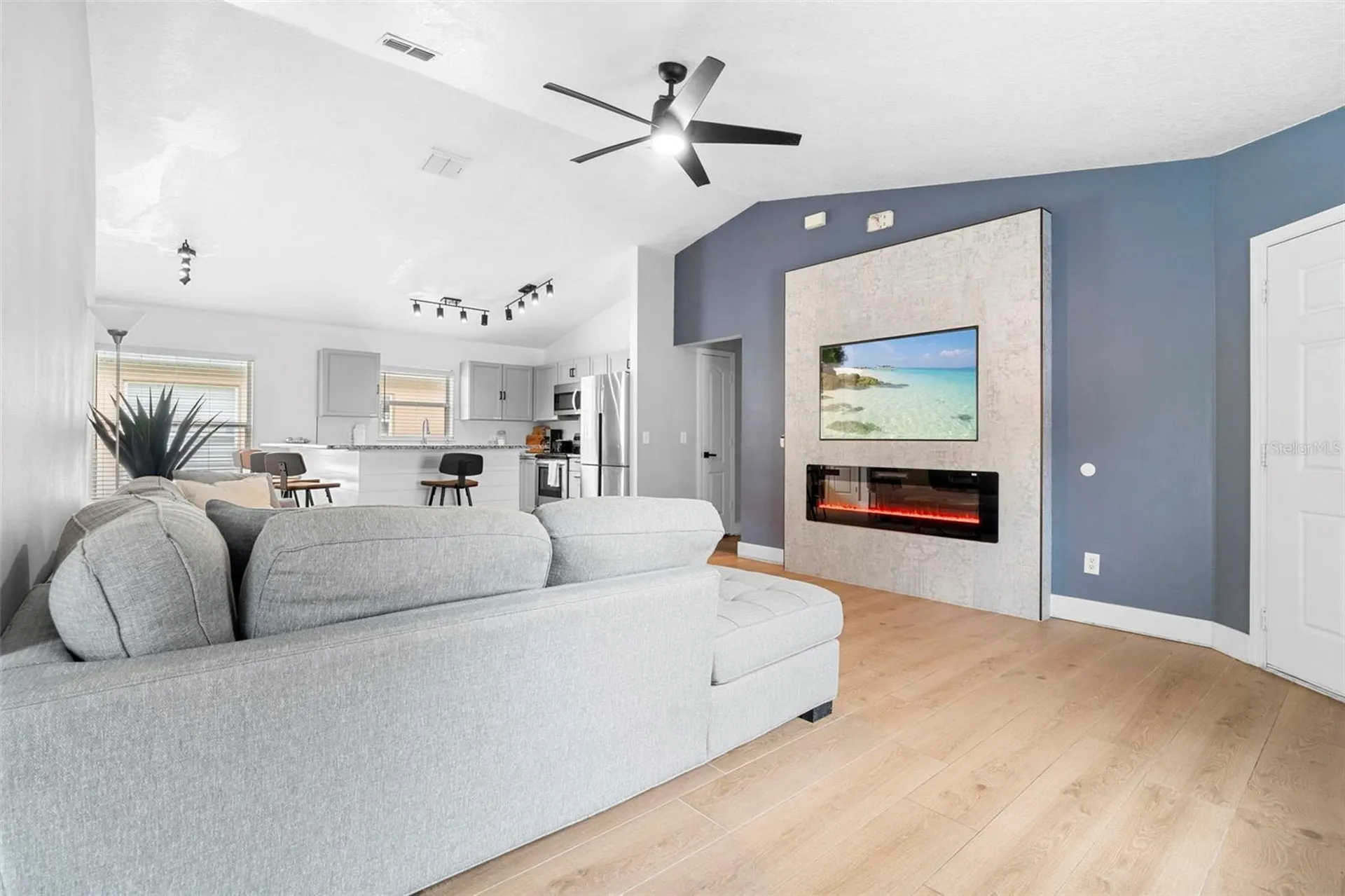 127 Sundown Court Davenport FL 33896