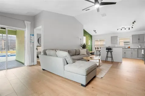 127 Sundown Court Davenport FL 33896