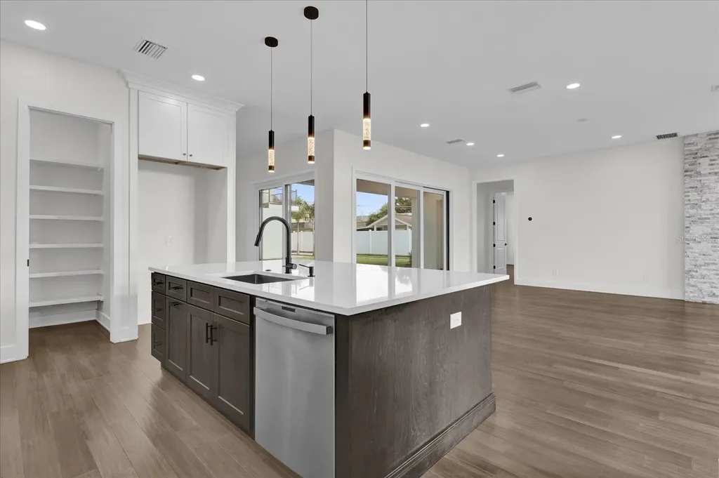 4405 Rockledge Road Orlando FL 32807