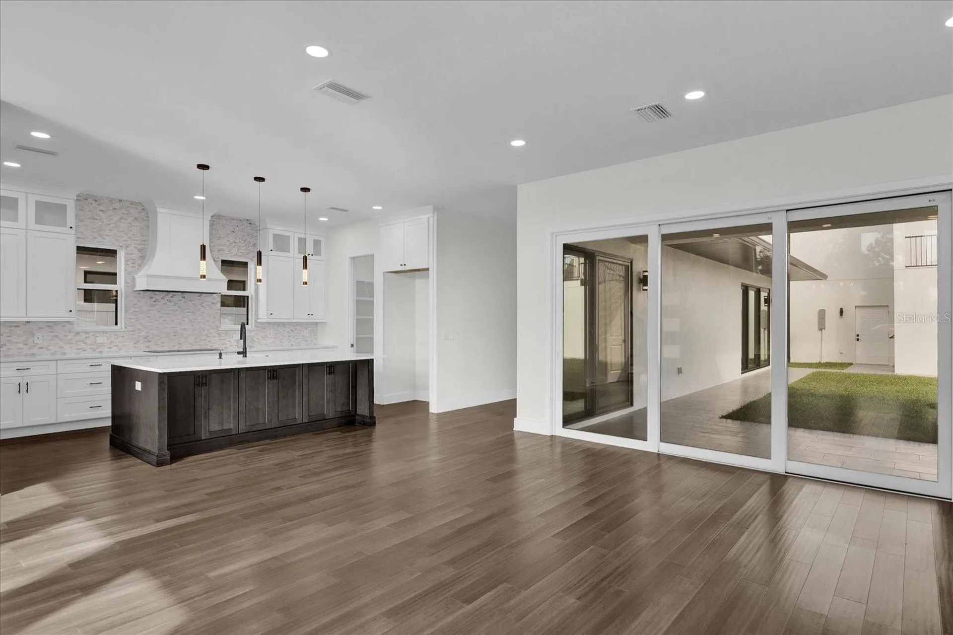 4405 Rockledge Road Orlando FL 32807