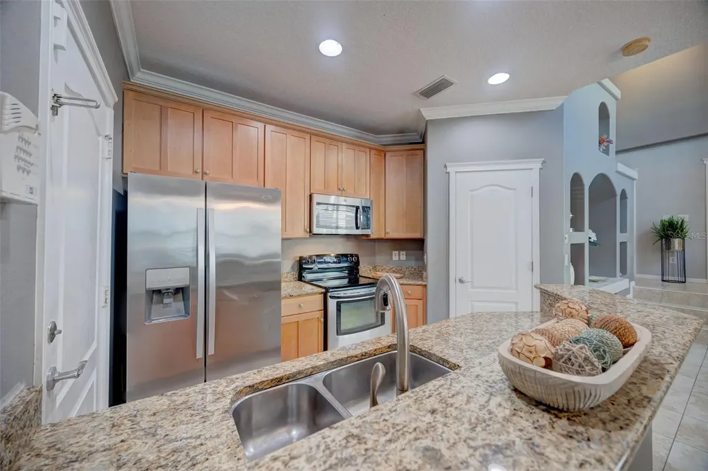 6020 Fishhawk Crossing Boulevard Lithia FL 33547