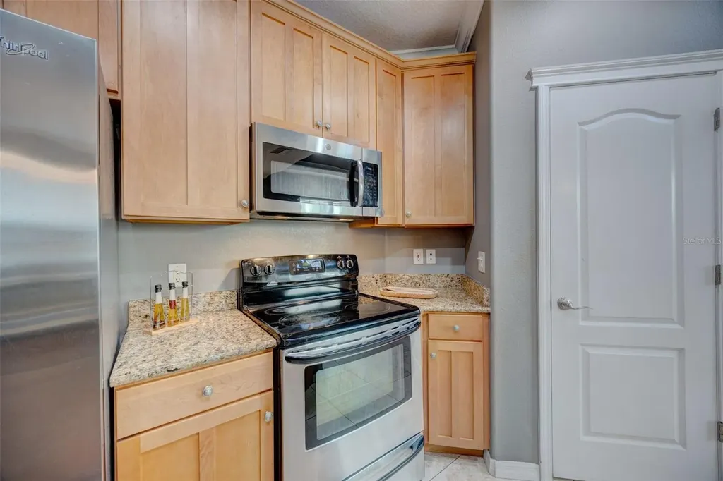 6020 Fishhawk Crossing Boulevard Lithia FL 33547