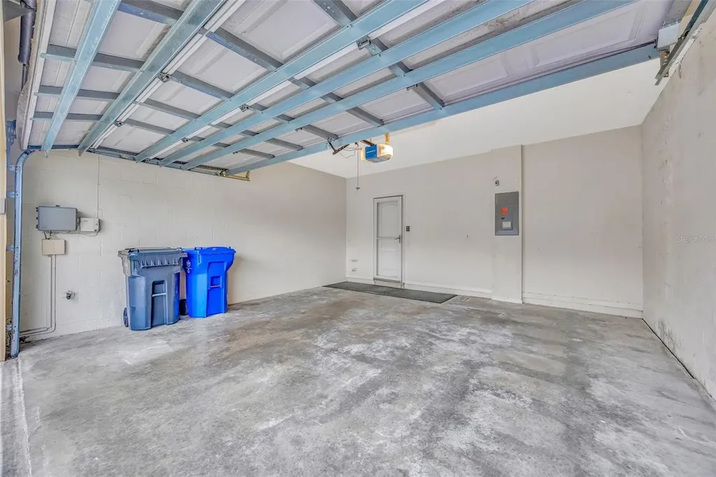 6020 Fishhawk Crossing Boulevard Lithia FL 33547