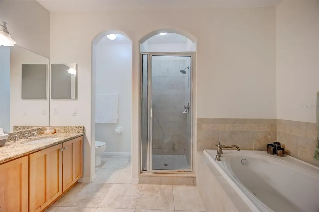 6020 Fishhawk Crossing Boulevard Lithia FL 33547