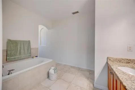 6020 Fishhawk Crossing Boulevard Lithia FL 33547