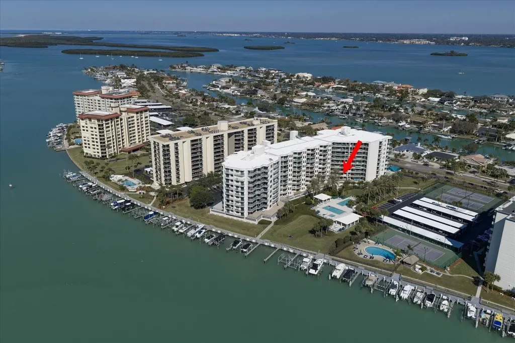 670 Island Way Clearwater Beach FL 33767