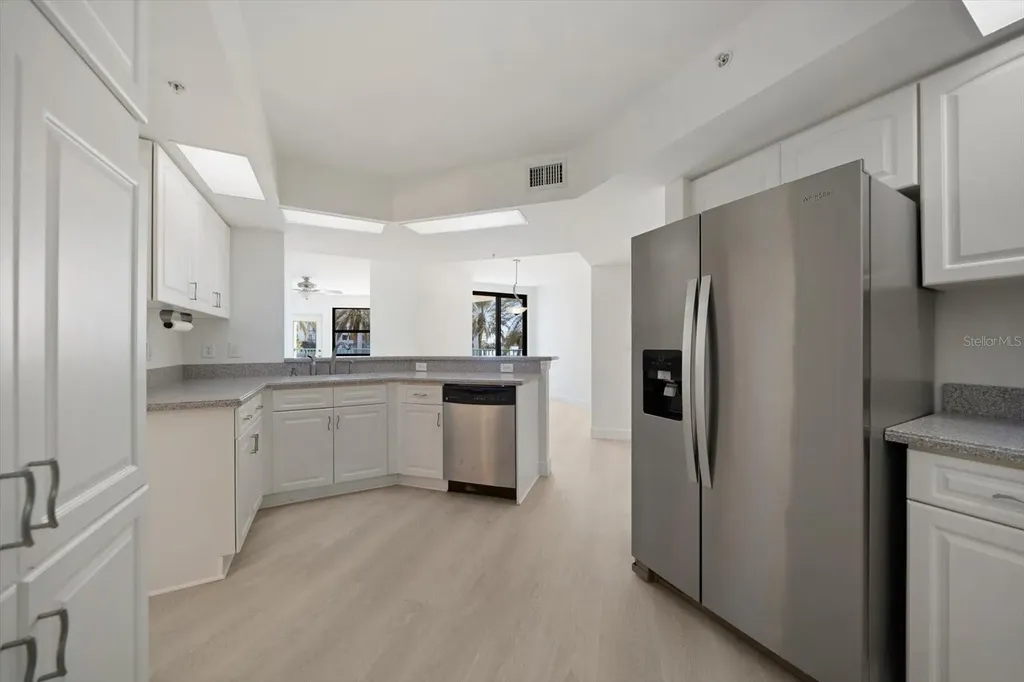 670 Island Way Clearwater Beach FL 33767
