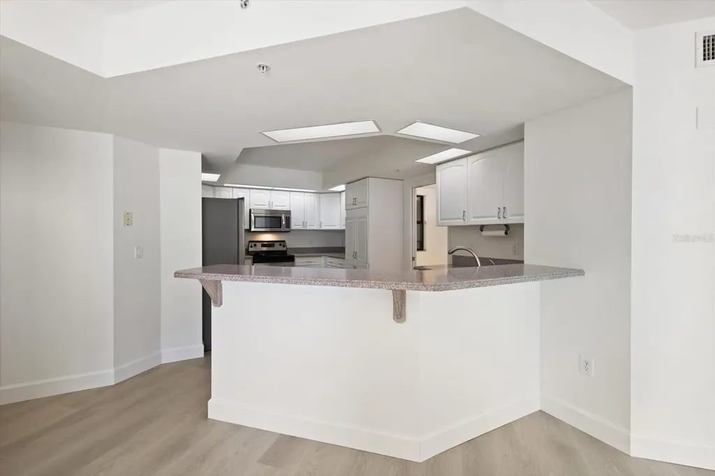 670 Island Way Clearwater Beach FL 33767