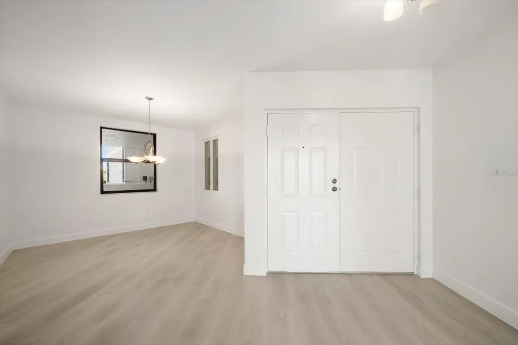 670 Island Way Clearwater Beach FL 33767