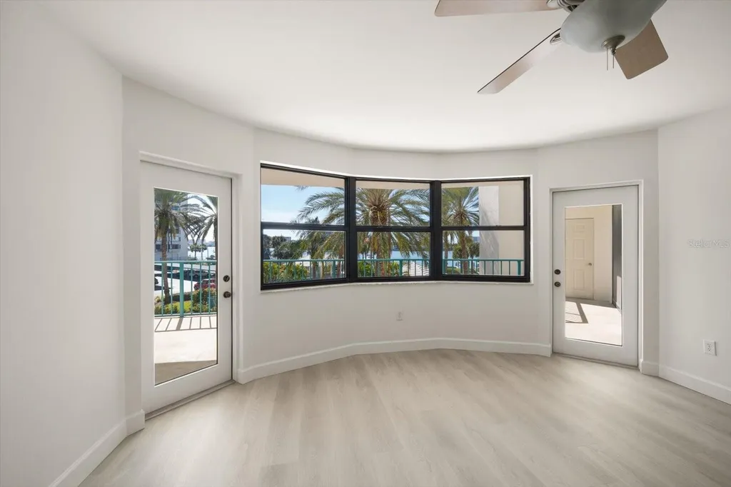 670 Island Way Clearwater Beach FL 33767