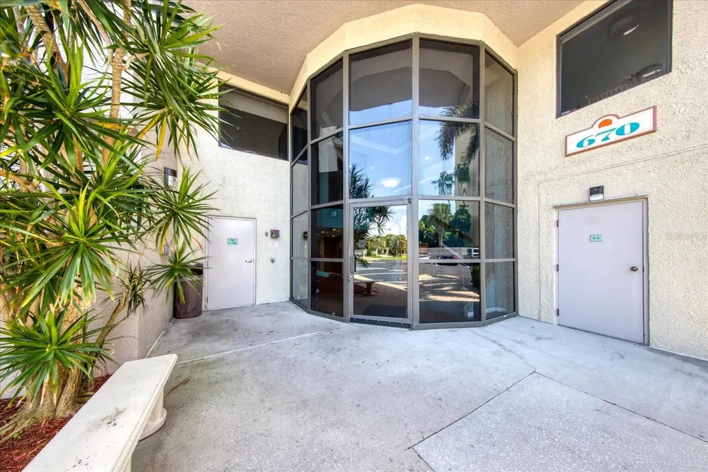 670 Island Way Clearwater Beach FL 33767