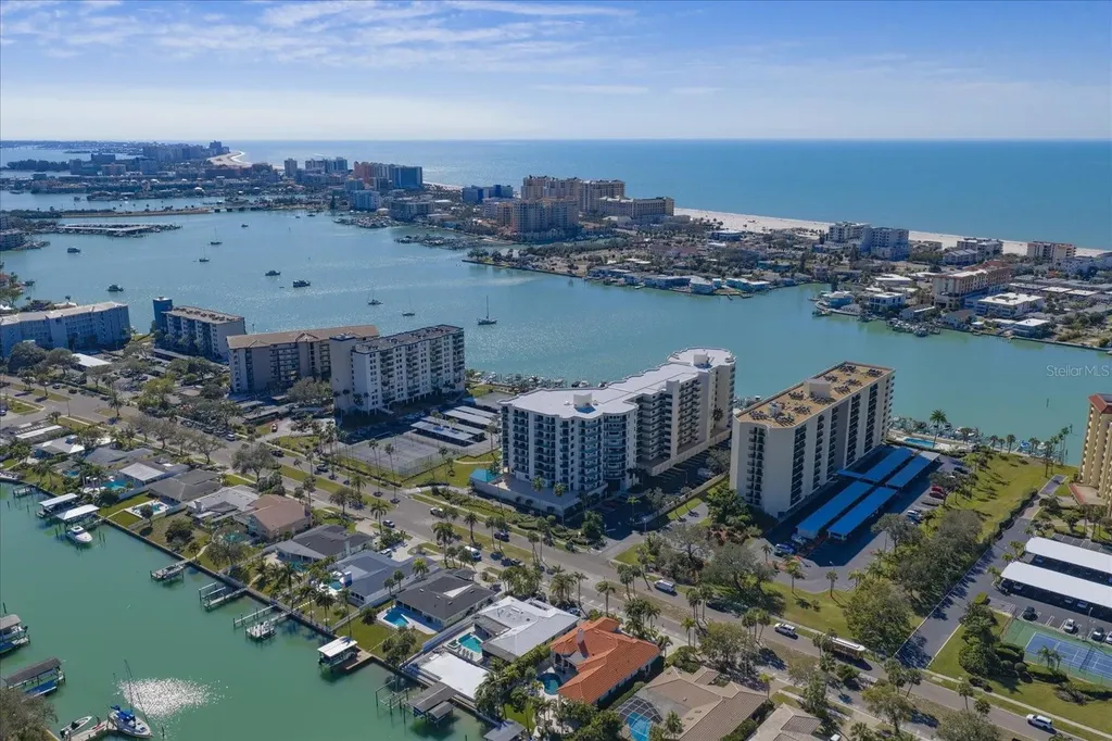670 Island Way Clearwater Beach FL 33767