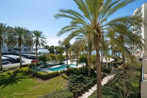 670 Island Way Clearwater Beach FL 33767