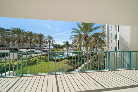 670 Island Way Clearwater Beach FL 33767