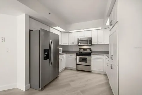670 Island Way Clearwater Beach FL 33767