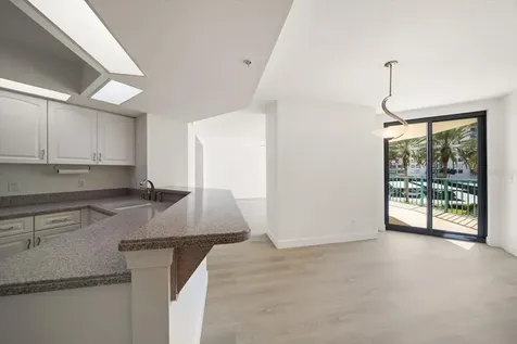 670 Island Way Clearwater Beach FL 33767