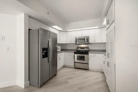 670 Island Way Clearwater Beach FL 33767