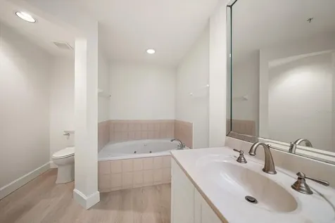 670 Island Way Clearwater Beach FL 33767